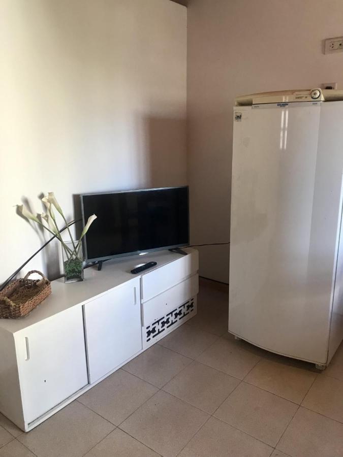 Pequena Casa De Troncos, Detras De Casa Principal No Trabajo Con Tarjeta De Credito 푸에르토마드린 외부 사진